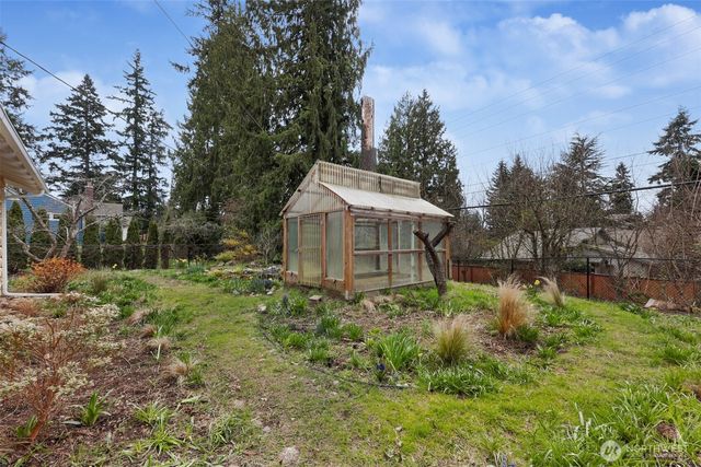 19413 88th Avenue W, Edmonds, WA 98026