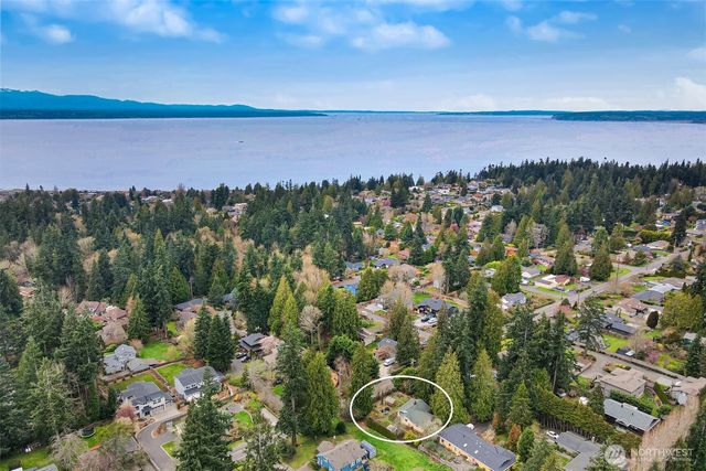 19413 88th Avenue W, Edmonds, WA 98026