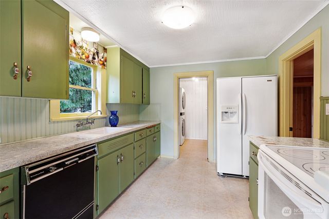 19413 88th Avenue W, Edmonds, WA 98026