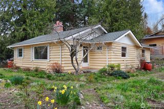 19413 88th Avenue W, Edmonds, WA 98026