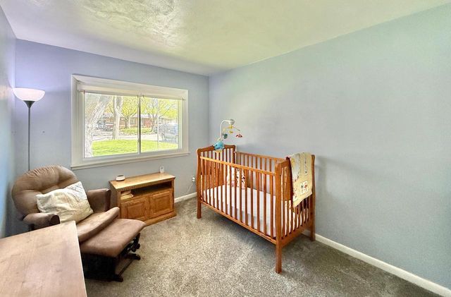 2512 Sunshine Lane, Beloit, WI 53511