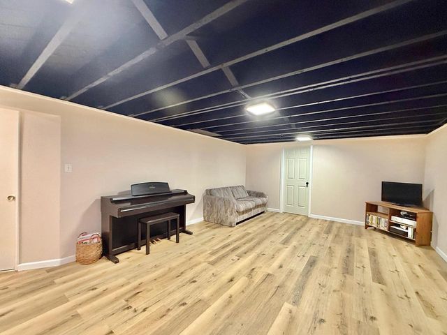 2512 Sunshine Lane, Beloit, WI 53511