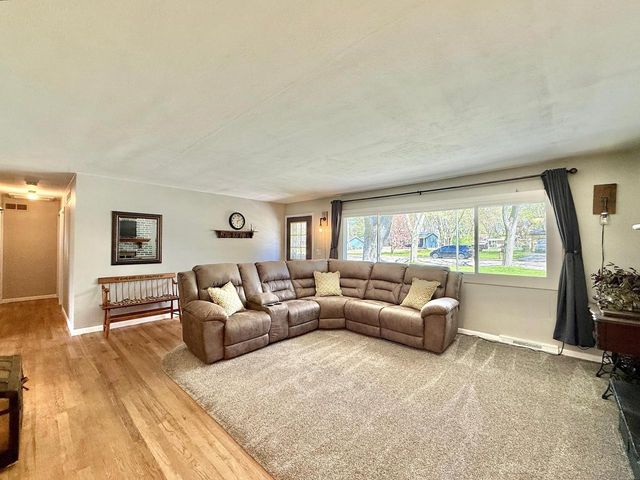 2512 Sunshine Lane, Beloit, WI 53511