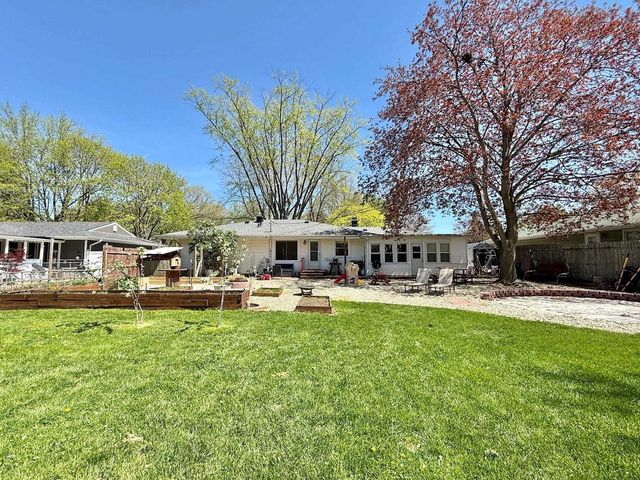 2512 Sunshine Lane, Beloit, WI 53511