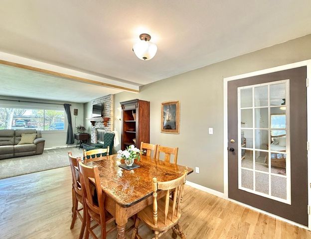 2512 Sunshine Lane, Beloit, WI 53511