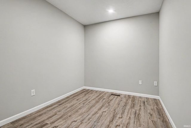 353 W Indiana Avenue, Elkhart, IN 46613