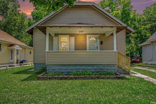 353 W Indiana Avenue, Elkhart, IN 46613