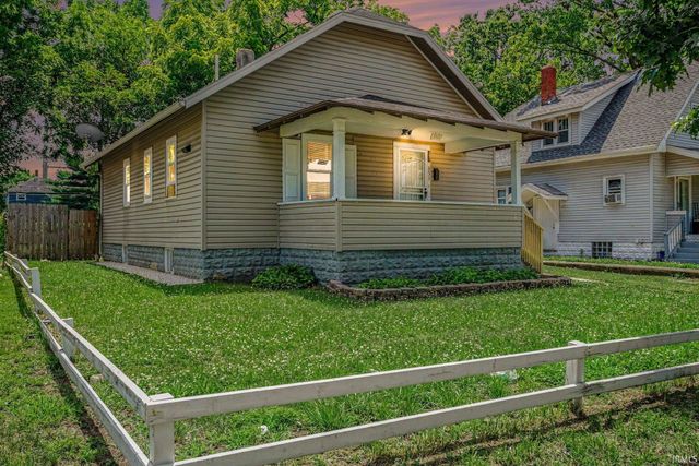 353 W Indiana Avenue, Elkhart, IN 46613