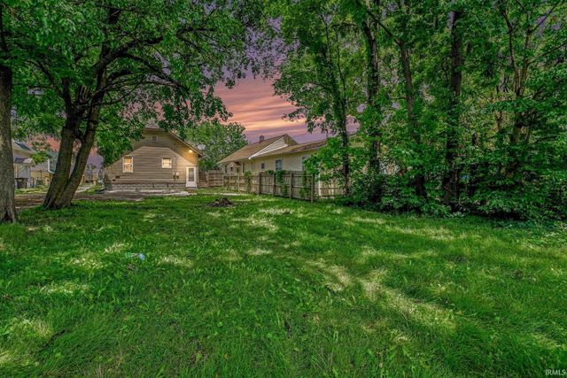 353 W Indiana Avenue, Elkhart, IN 46613