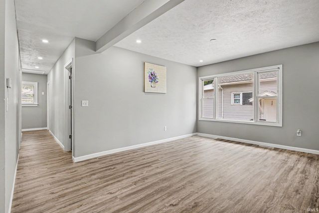 353 W Indiana Avenue, Elkhart, IN 46613