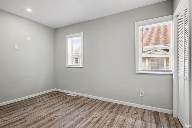 353 W Indiana Avenue, Elkhart, IN 46613