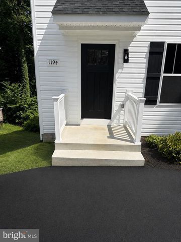 1194 HOLLY ST, Fredericksburg, VA 22405
