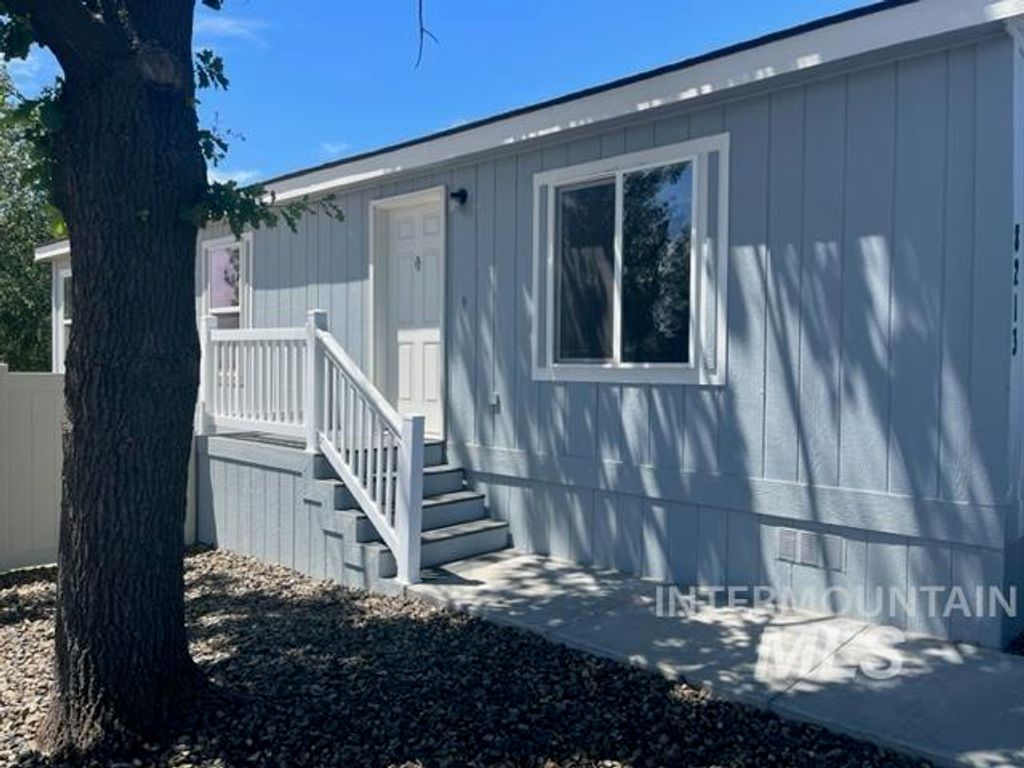 8213 Blue Ridge Lane 13, Boise, ID 83716 photo 3