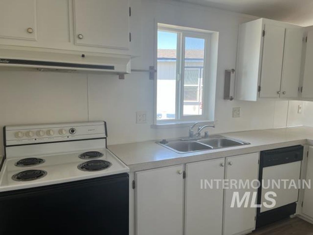 8213 Blue Ridge Lane 13, Boise, ID 83716 photo 9