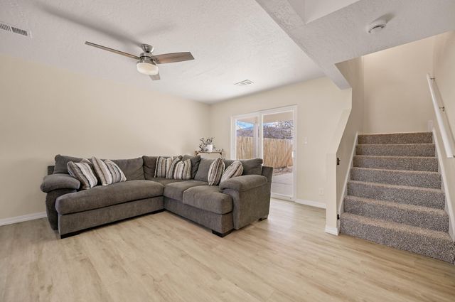 1304 Elkslip Drive NE, Rio Rancho, NM 87144