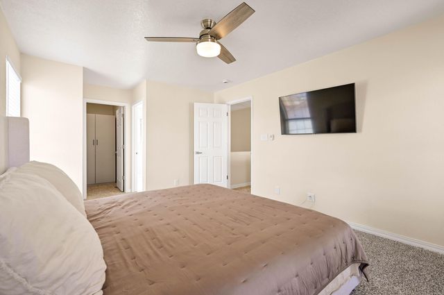 1304 Elkslip Drive NE, Rio Rancho, NM 87144