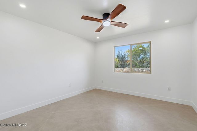 231 E Rudasill Road, Tucson, AZ 85704