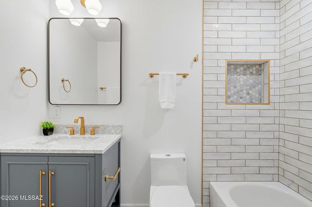 231 E Rudasill Road, Tucson, AZ 85704