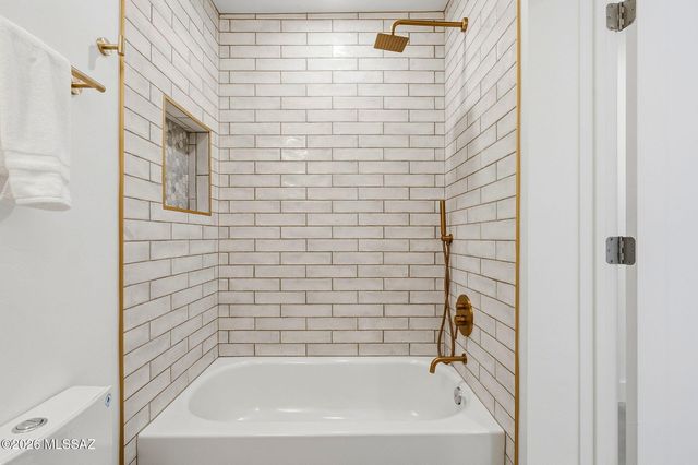 231 E Rudasill Road, Tucson, AZ 85704