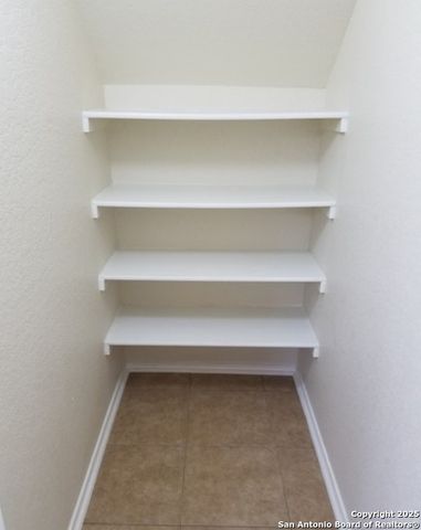 8130 Sandbar Pt, San Antonio, TX 78254