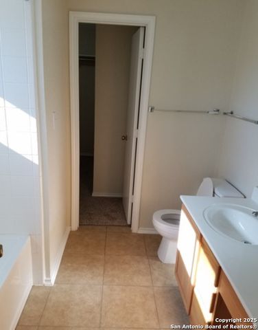 8130 Sandbar Pt, San Antonio, TX 78254