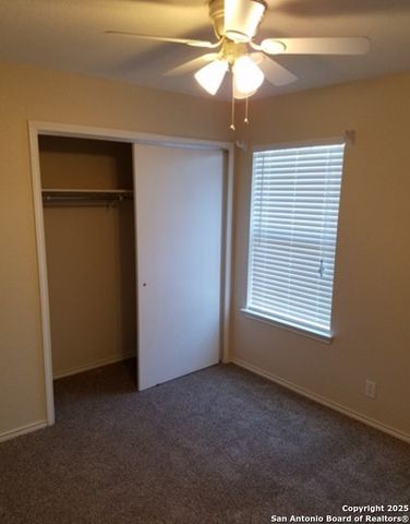 8130 Sandbar Pt, San Antonio, TX 78254