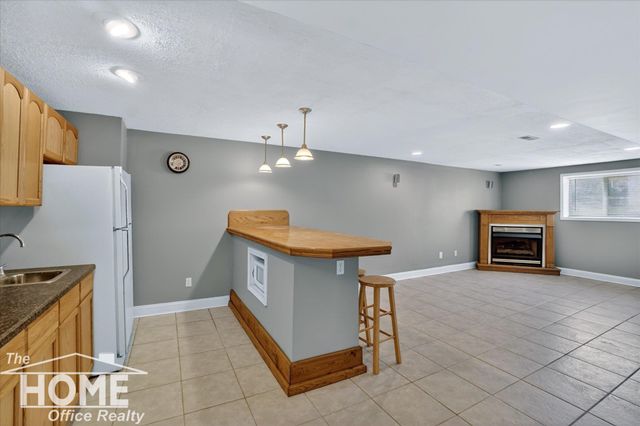 9351 Michelle Drive, Durand, MI 48429