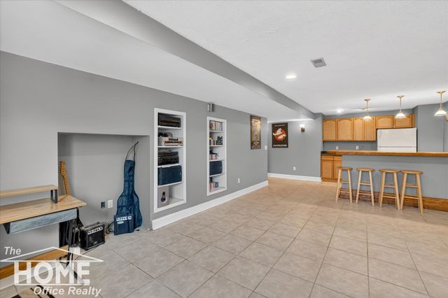 9351 Michelle Drive, Durand, MI 48429