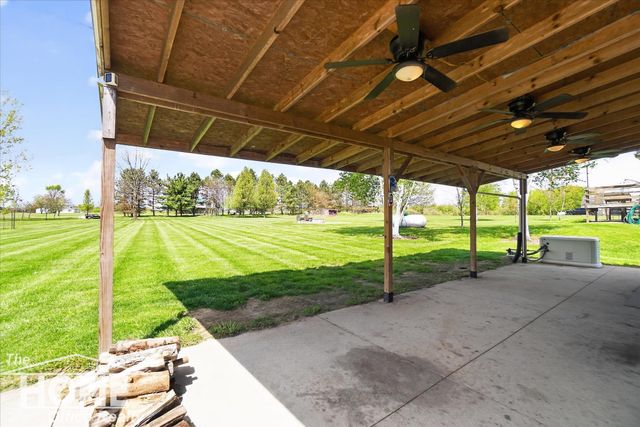 9351 Michelle Drive, Durand, MI 48429