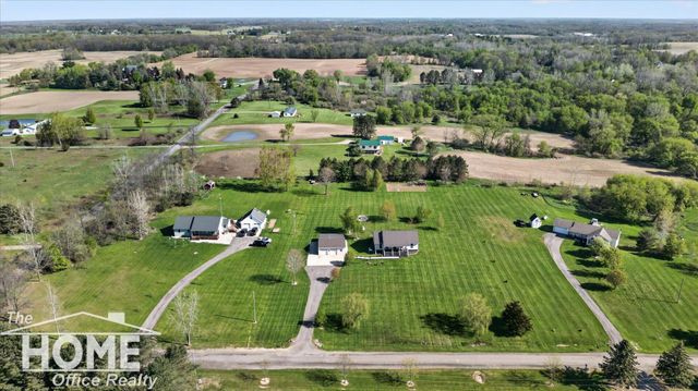 9351 Michelle Drive, Durand, MI 48429