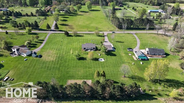 9351 Michelle Drive, Durand, MI 48429