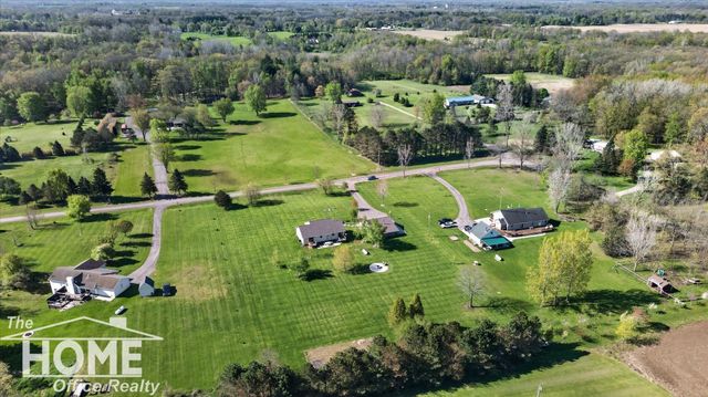 9351 Michelle Drive, Durand, MI 48429