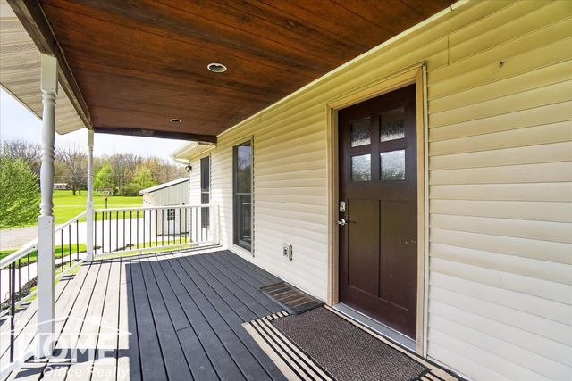 9351 Michelle Drive, Durand, MI 48429