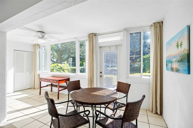 9950 47TH AVENUE N 104, St Petersburg, FL 33708