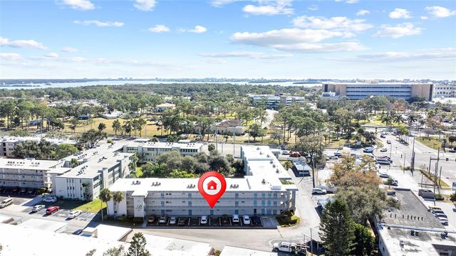 9950 47TH AVENUE N 104, St Petersburg, FL 33708