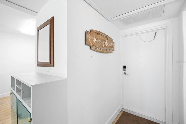 9950 47TH AVENUE N 104, St Petersburg, FL 33708