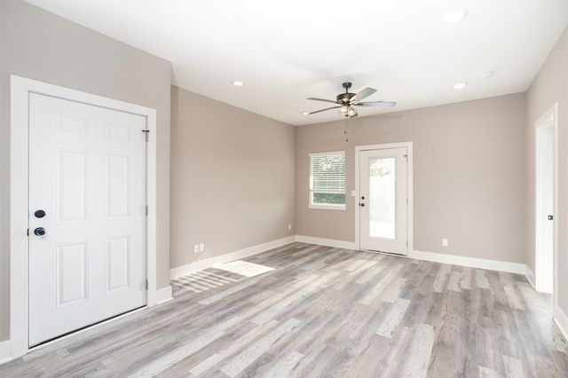 4307-4309 N Sandplum St, Wichita, KS 67205