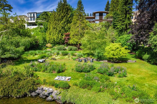 4502 55th Avenue NE, Seattle, WA 98105