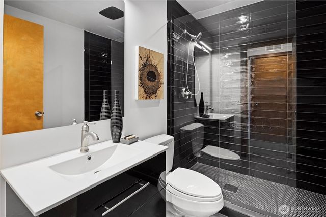 4502 55th Avenue NE, Seattle, WA 98105