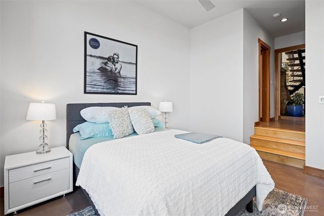 4502 55th Avenue NE, Seattle, WA 98105