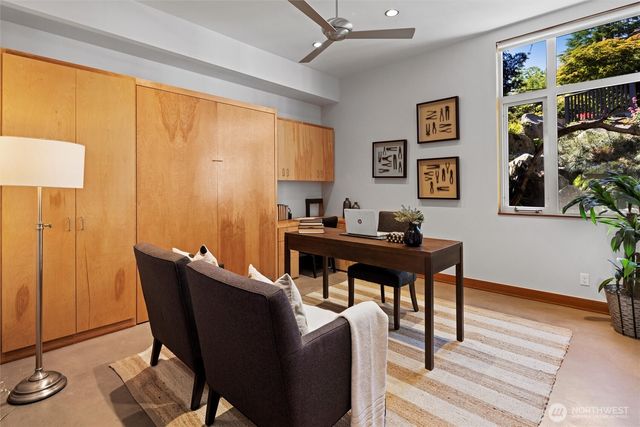 4502 55th Avenue NE, Seattle, WA 98105