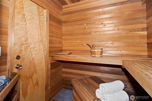 4502 55th Avenue NE, Seattle, WA 98105