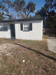1401 E SITKA STREET B, Tampa, FL 33604