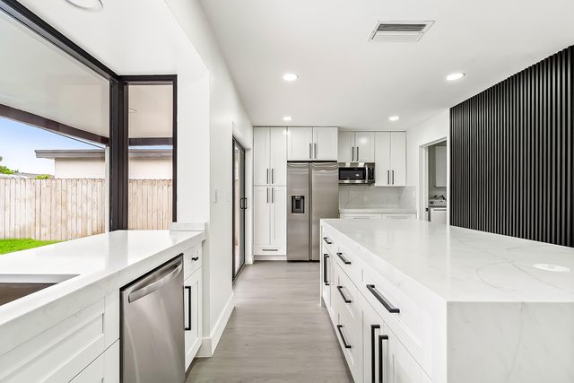 7550 Grandview Boulevard, Miramar, FL 33023