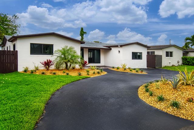 7550 Grandview Boulevard, Miramar, FL 33023