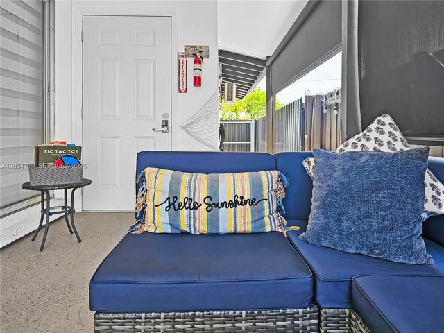 621 NW 59th Ave, Miami, FL 33126