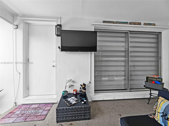621 NW 59th Ave, Miami, FL 33126