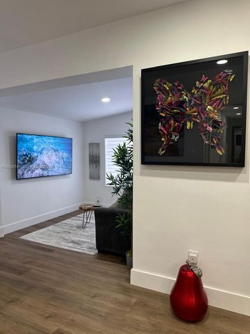621 NW 59th Ave, Miami, FL 33126