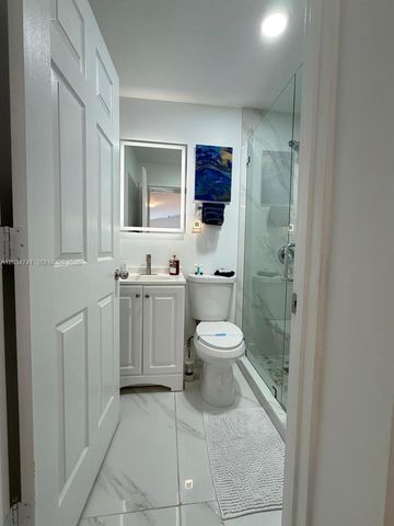 621 NW 59th Ave, Miami, FL 33126