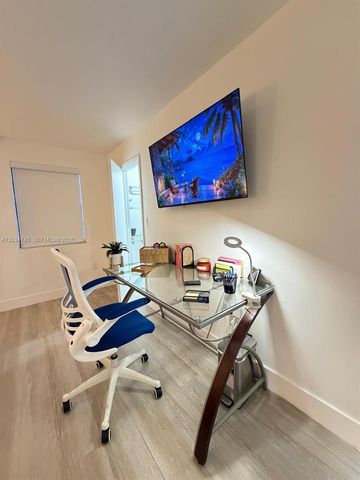 621 NW 59th Ave, Miami, FL 33126